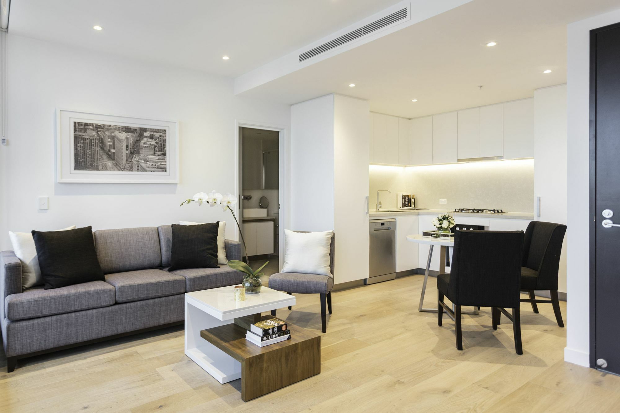 Fv By Peppers Aparthotel Brisbane Eksteriør bilde A typical apartment